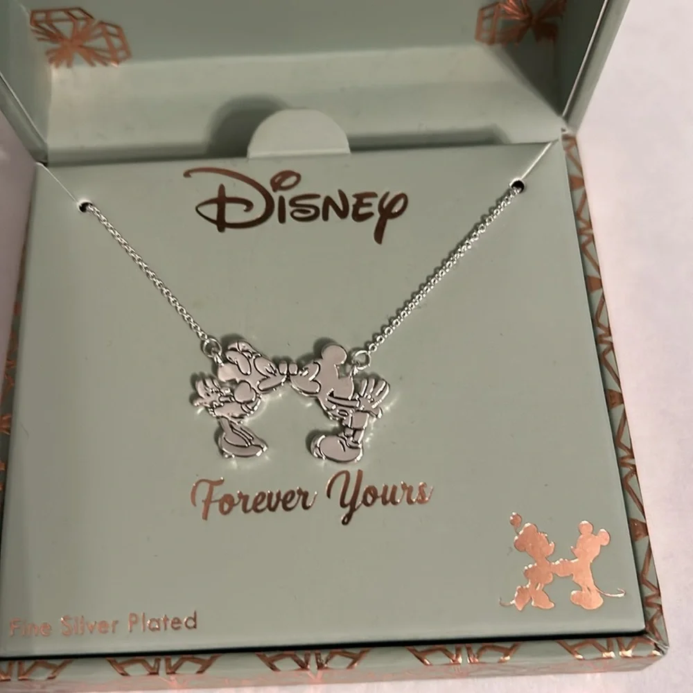 Disney Classics Pure Silver Over Brass 16 in Link Mickey Mouse Pendant Necklace